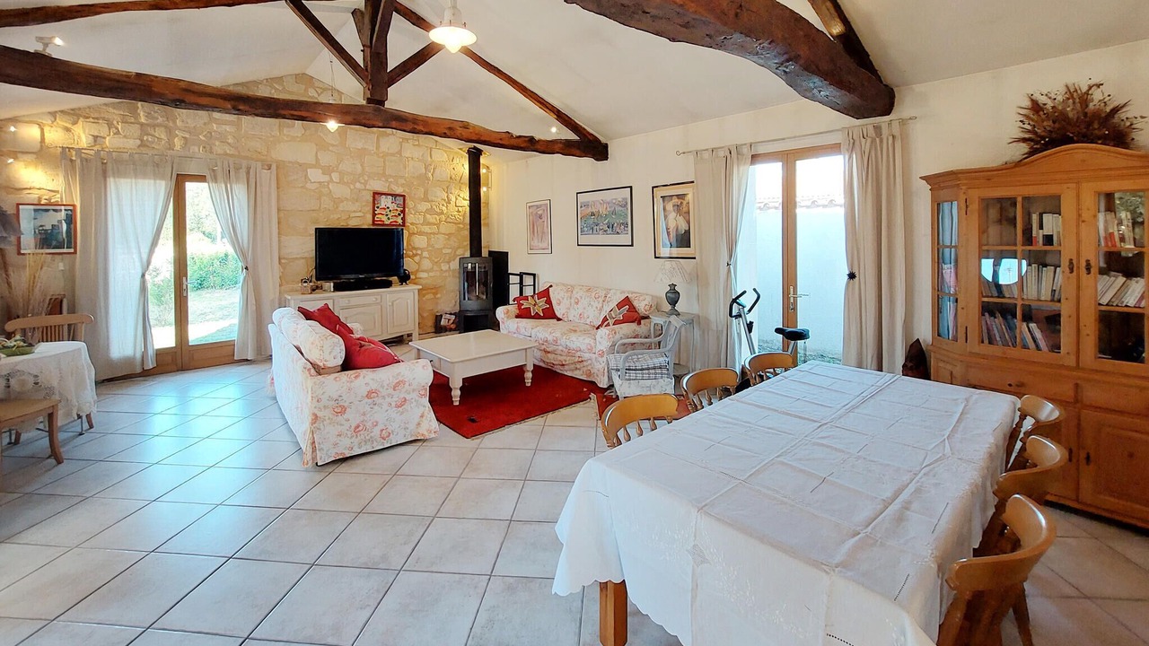 Photo of Bedroom in Ambares-et-Lagrave