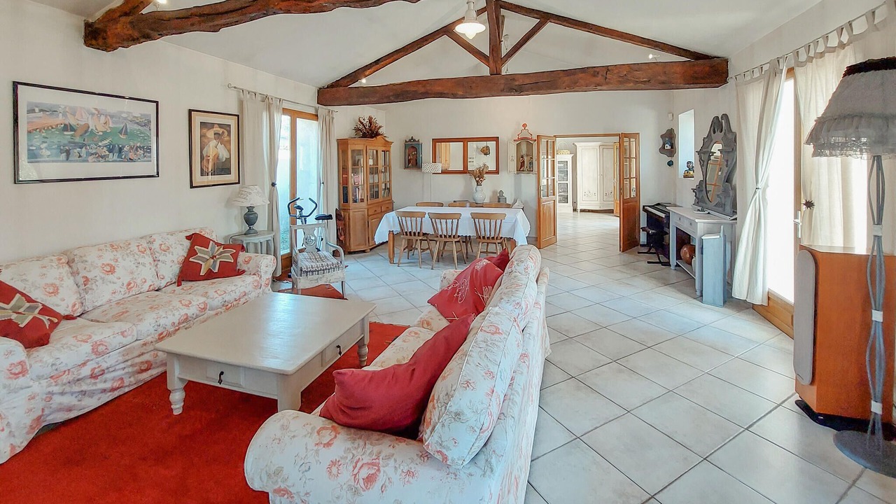 Photo of Bedroom in Ambares-et-Lagrave