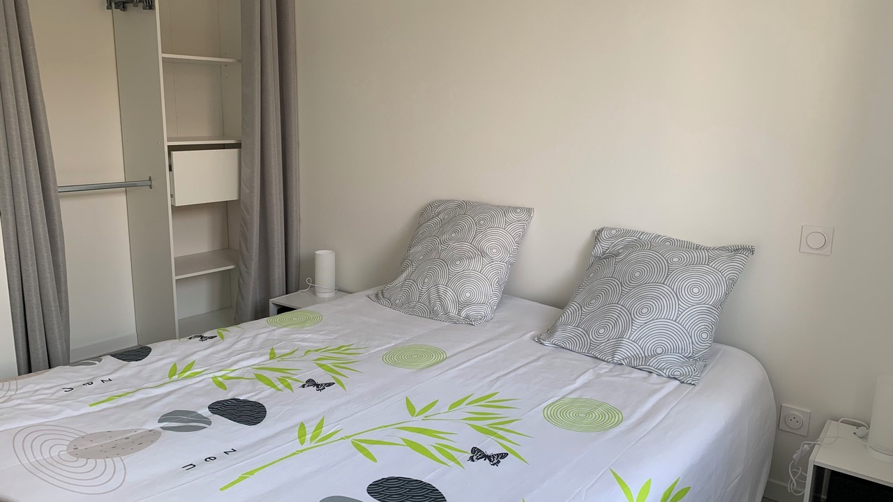 Photo of Bedroom in Vendeuvre-du-Poitou