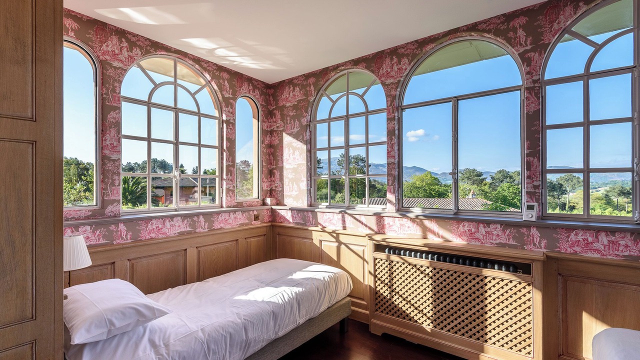 Photo of Bedroom in Saint-Jean-de-Luz
