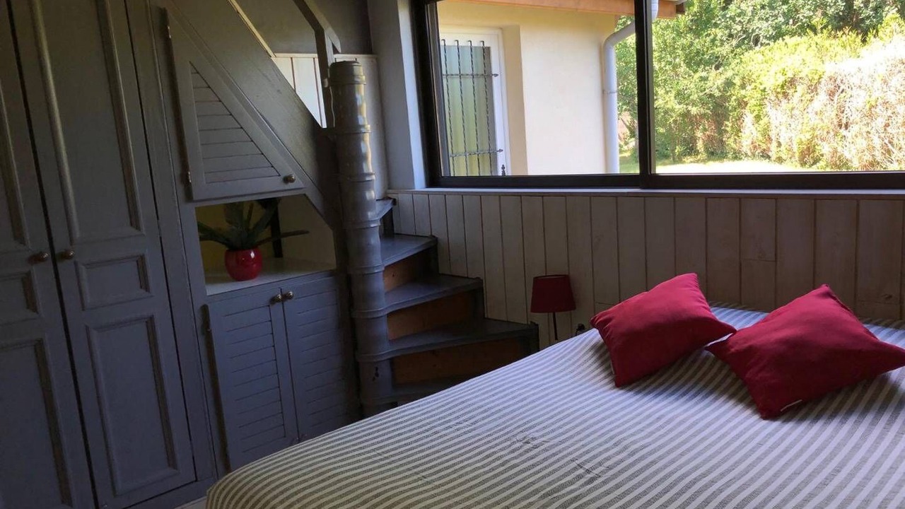 Photo of Bedroom in Biganos