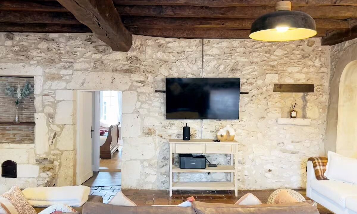 Photo of Livingroom in Saint-Andre-et-Appelles