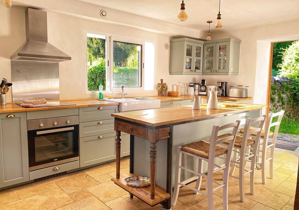 Photo of Kitchen in Issor