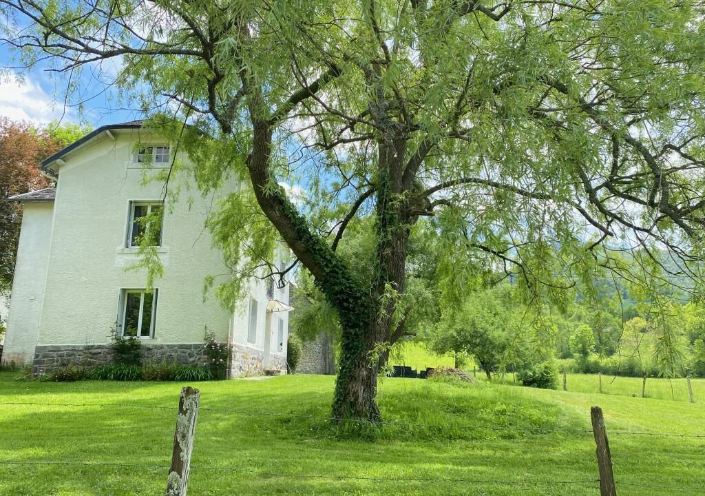 Photo of Outdoor in Issor