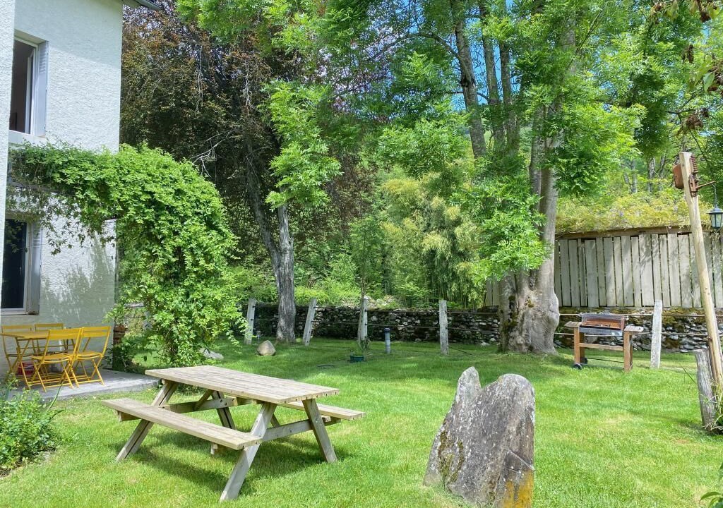 Photo of Outdoor in Issor