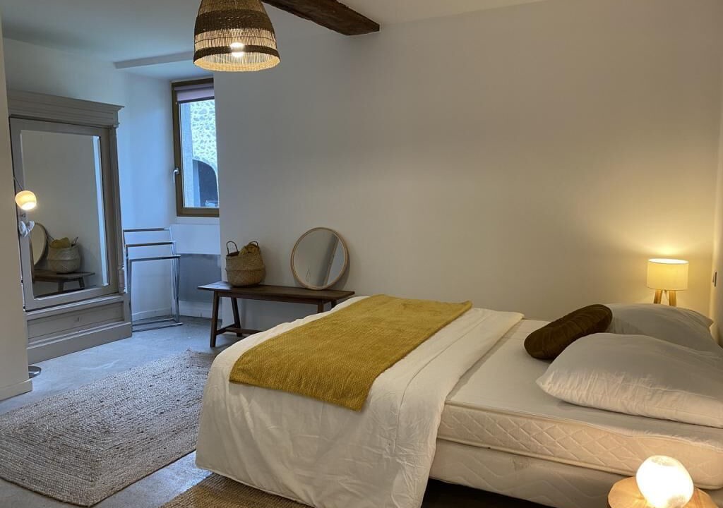 Photo of Bedroom in Issor
