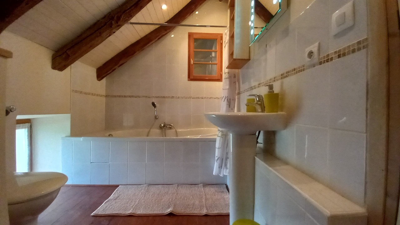 Photo of Bathroom in Sainte-Alvere
