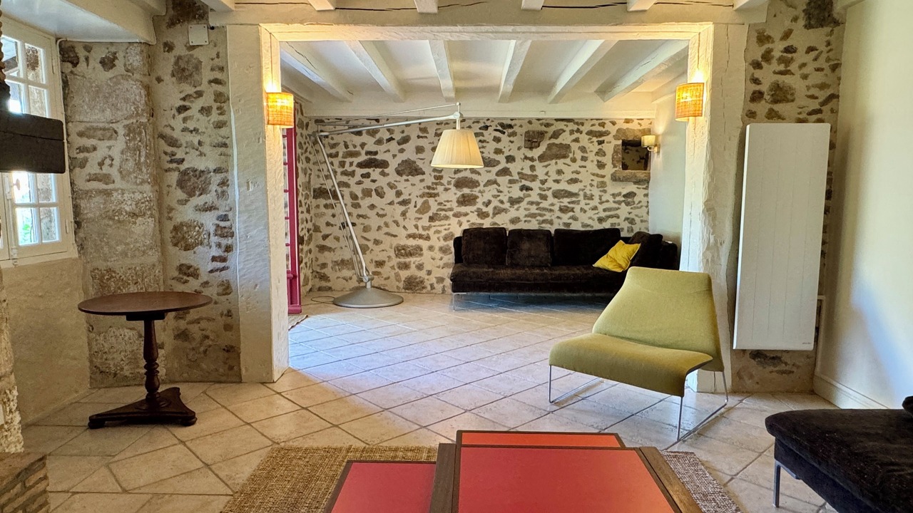 Photo of Livingroom in Ecuras