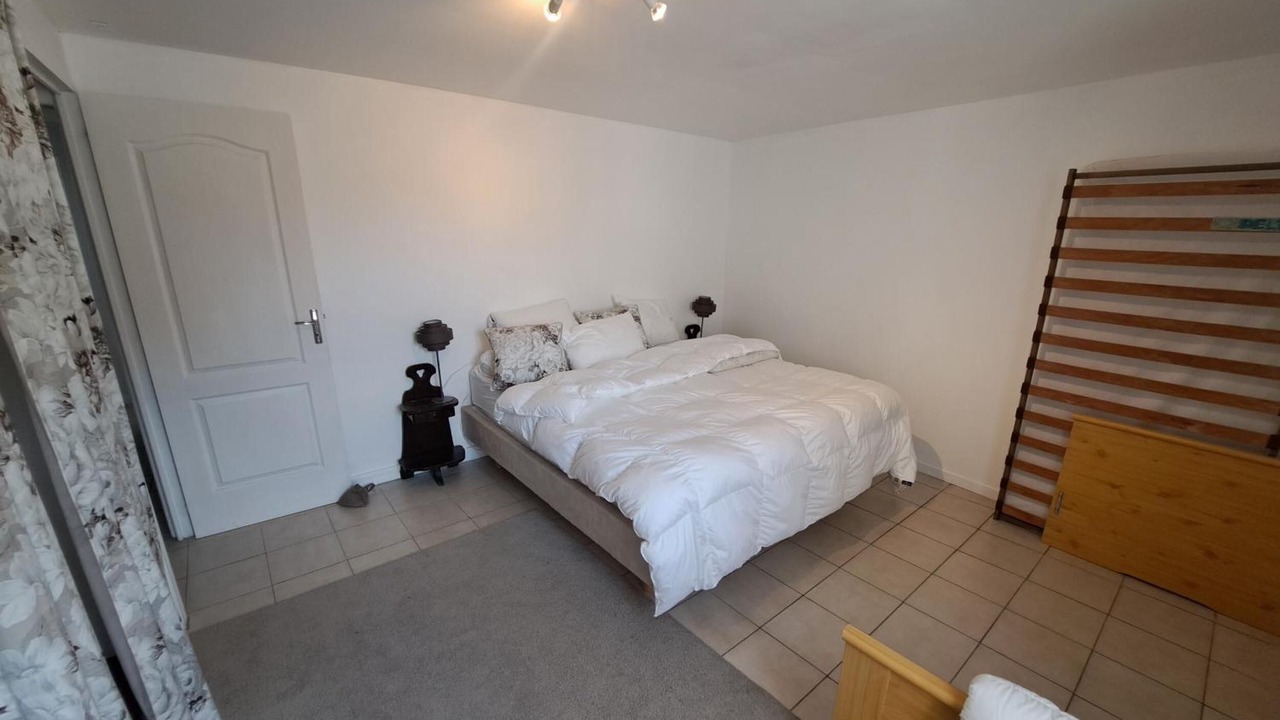 Photo of Bedroom in Rouille