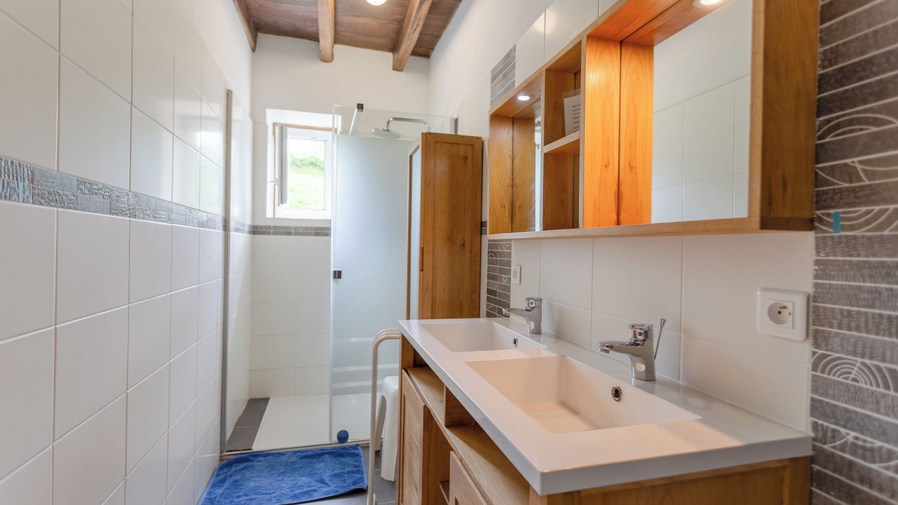Photo of Bathroom in Saint-Etienne-de-Baigorry