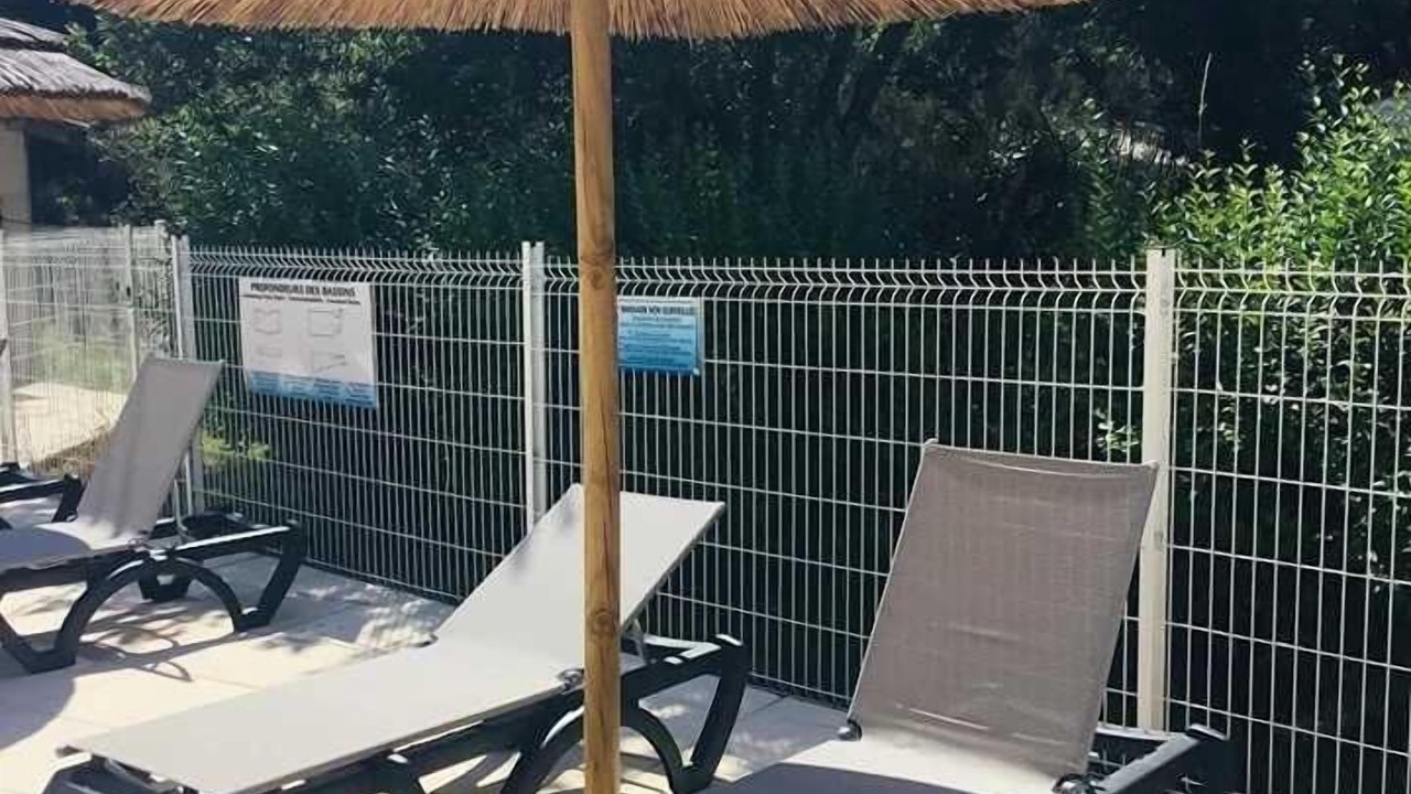 Photo of Patio Balcony in Saint-Laurent-de-Medoc