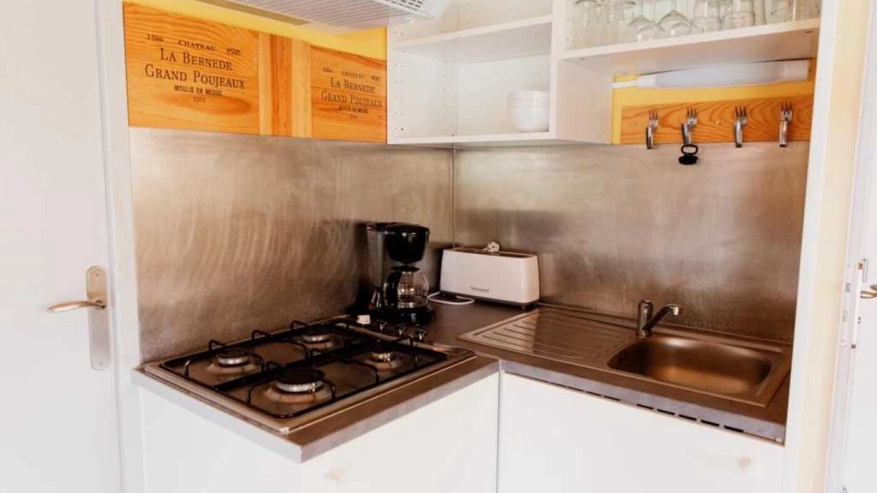 Photo of Kitchen in Saint-Laurent-de-Medoc