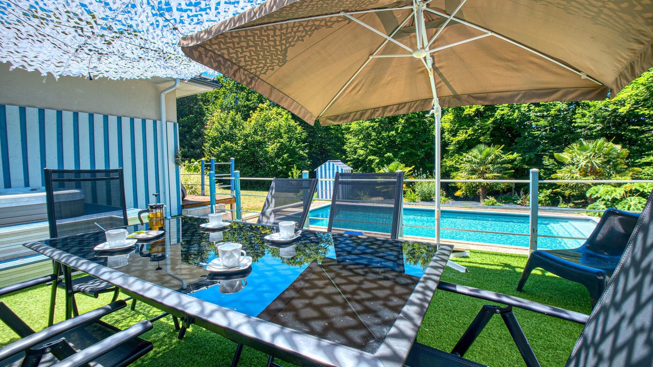 Photo of Outdoor in Coursac