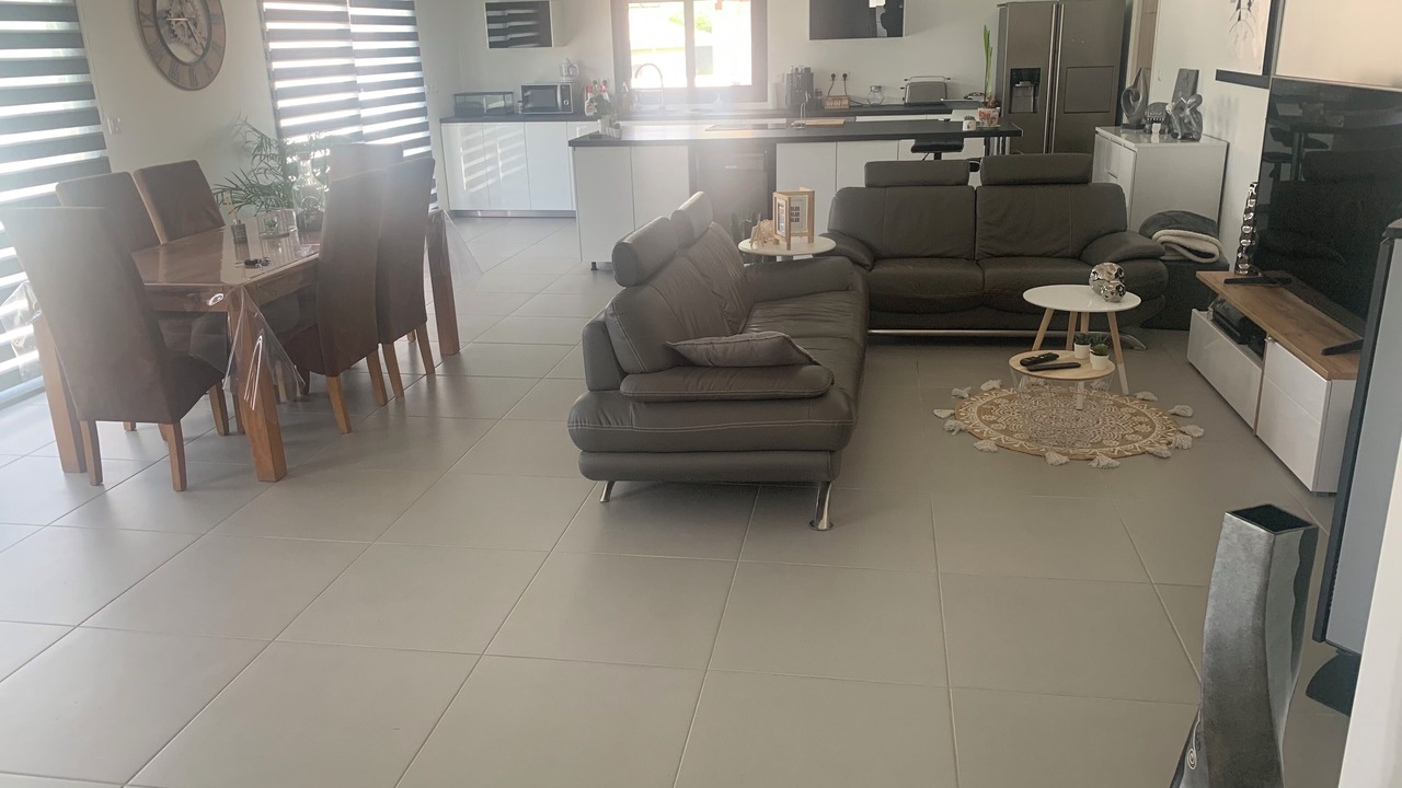 Photo of Livingroom in Saucats