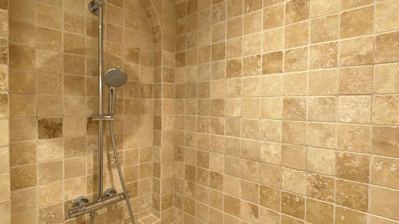 Photo of Bathroom in La Roque-Gageac