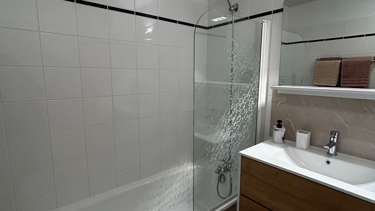 Photo of Bathroom in La Roche-Posay