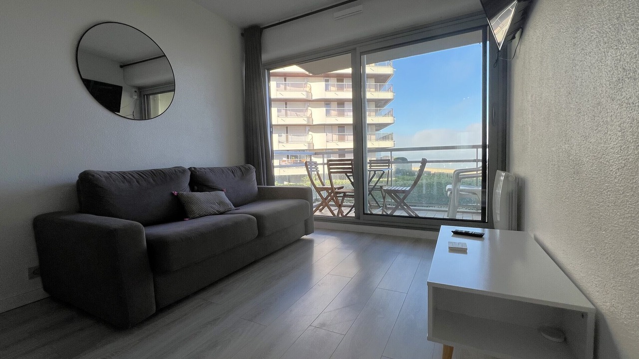 Photo of Livingroom in Cote Landaise