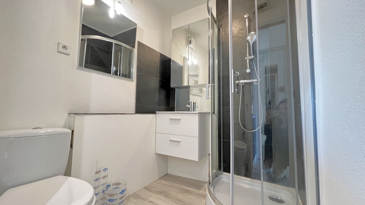 Photo of Bathroom in Cote Landaise