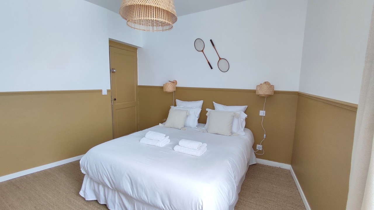 Photo of Bedroom in Fronsac
