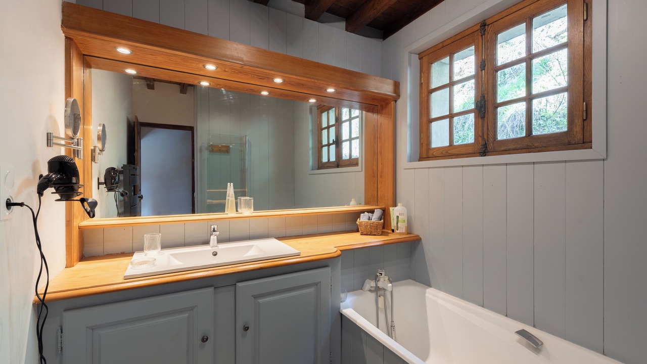 Photo of Bathroom in Aydius