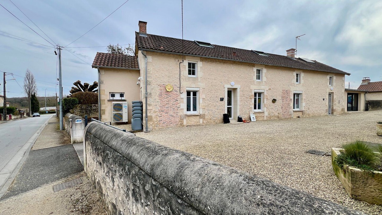 Photo of Outdoor in Lussac-les-Chateaux