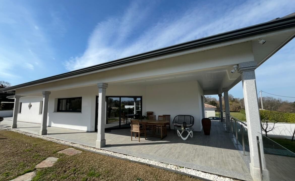 Photo of Outdoor in Camblanes-et-Meynac