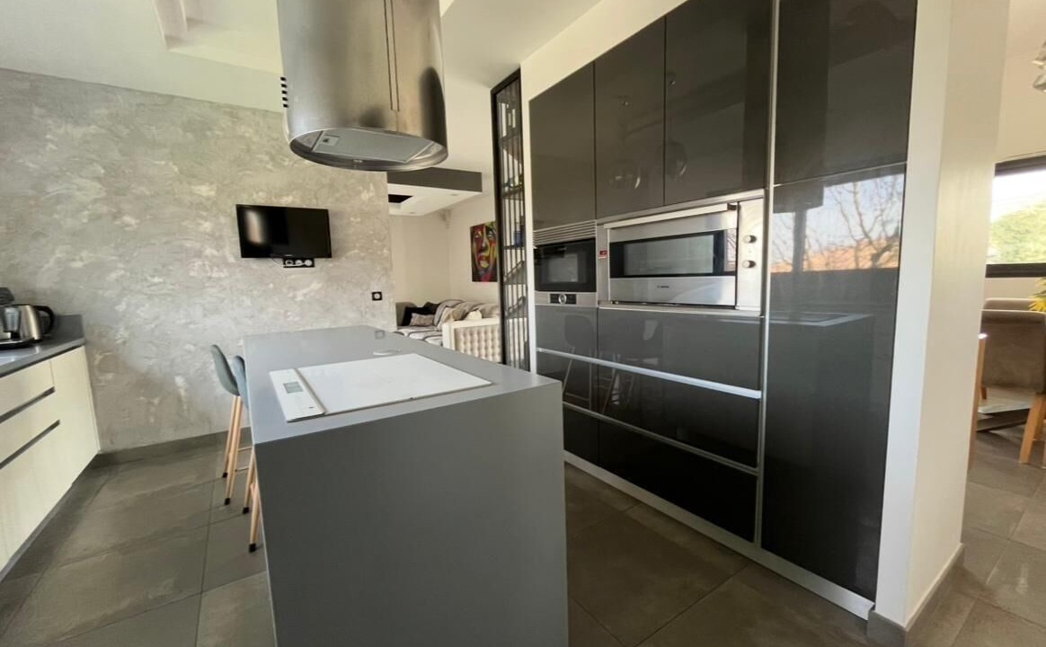 Photo of Kitchen in Camblanes-et-Meynac