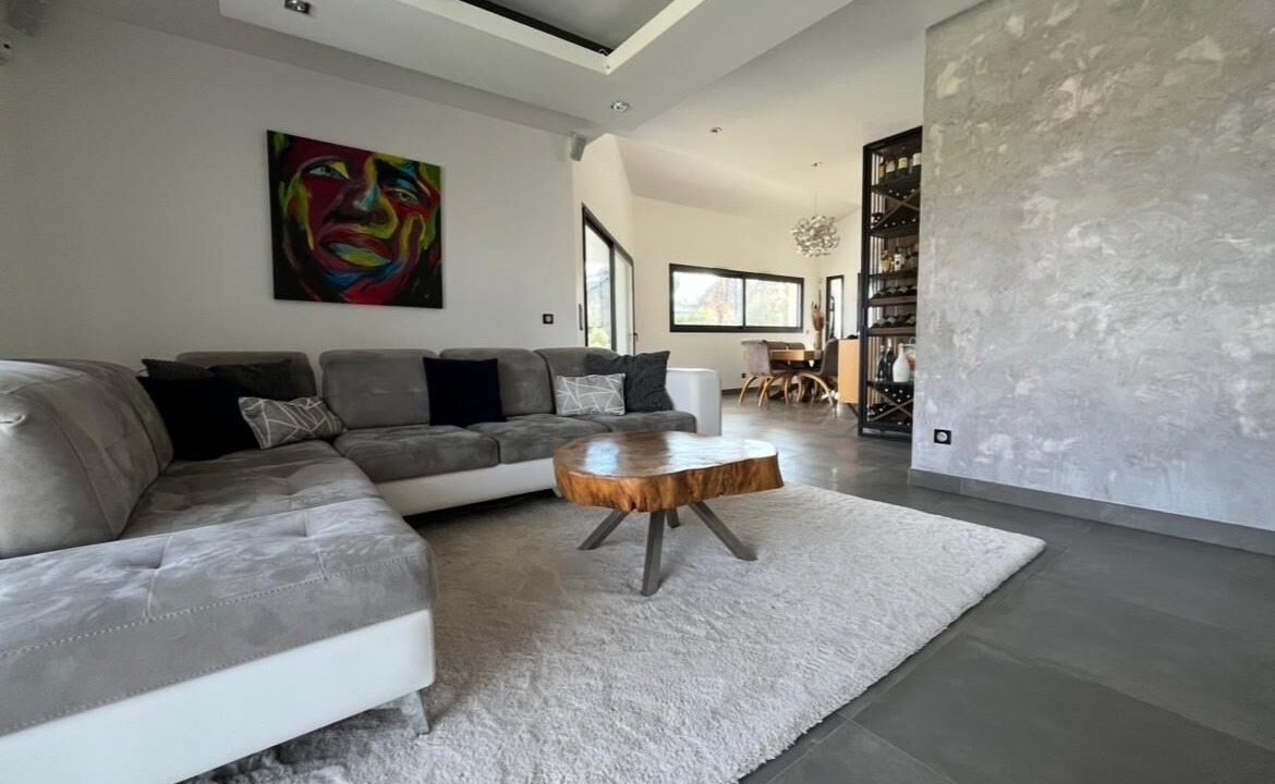 Photo of Livingroom in Camblanes-et-Meynac