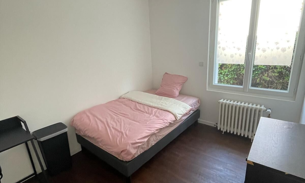 Photo of Bedroom in Jaunay-Clan