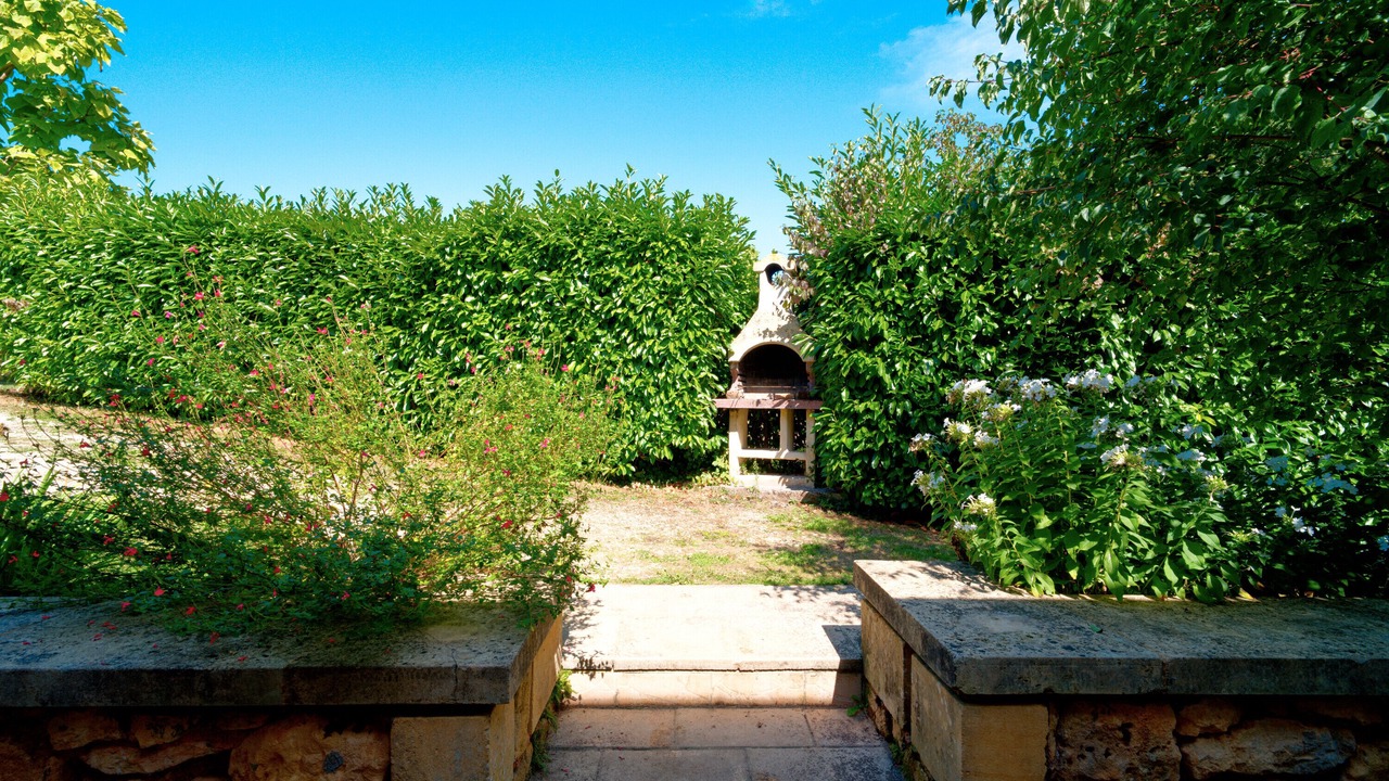 Photo of Outdoor in Meyrals
