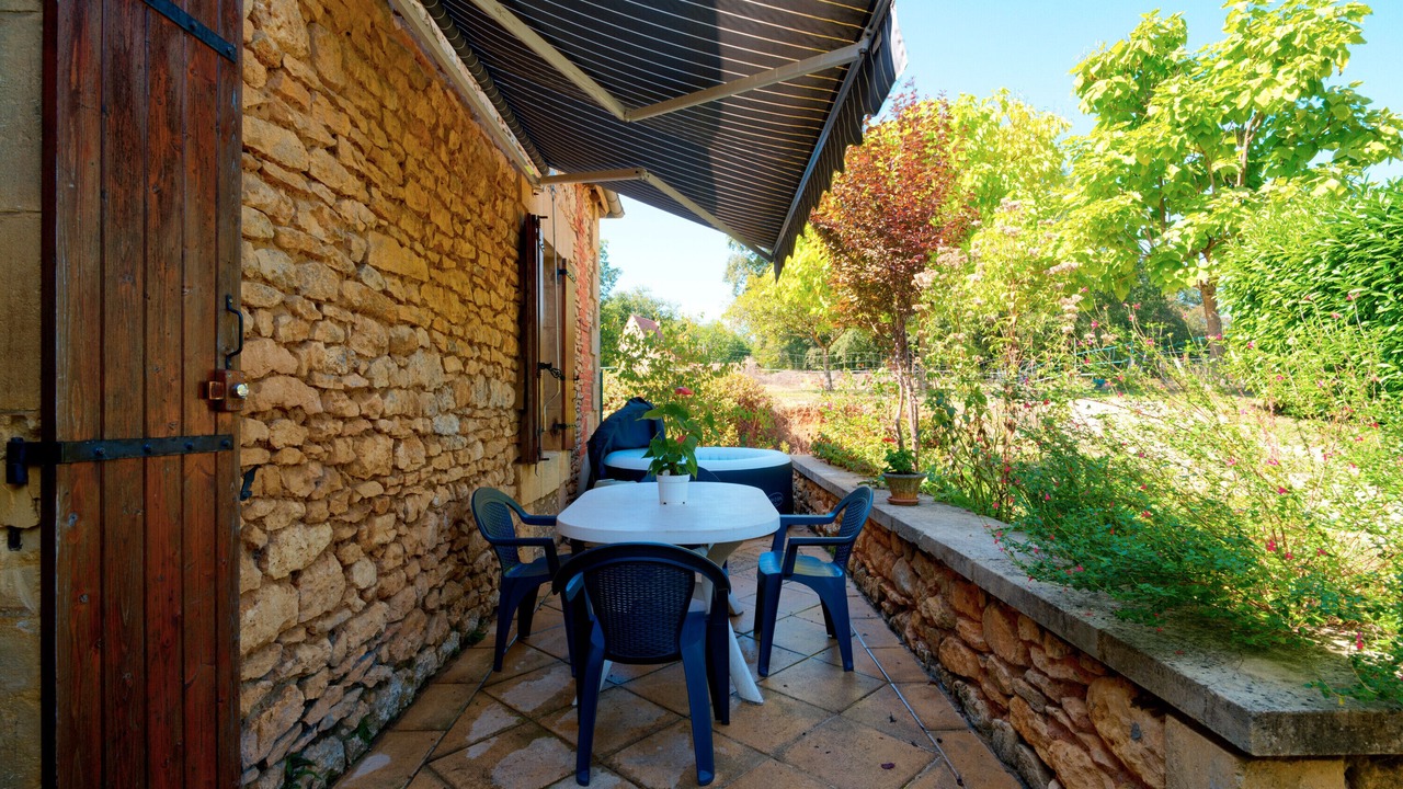 Photo of Outdoor in Meyrals