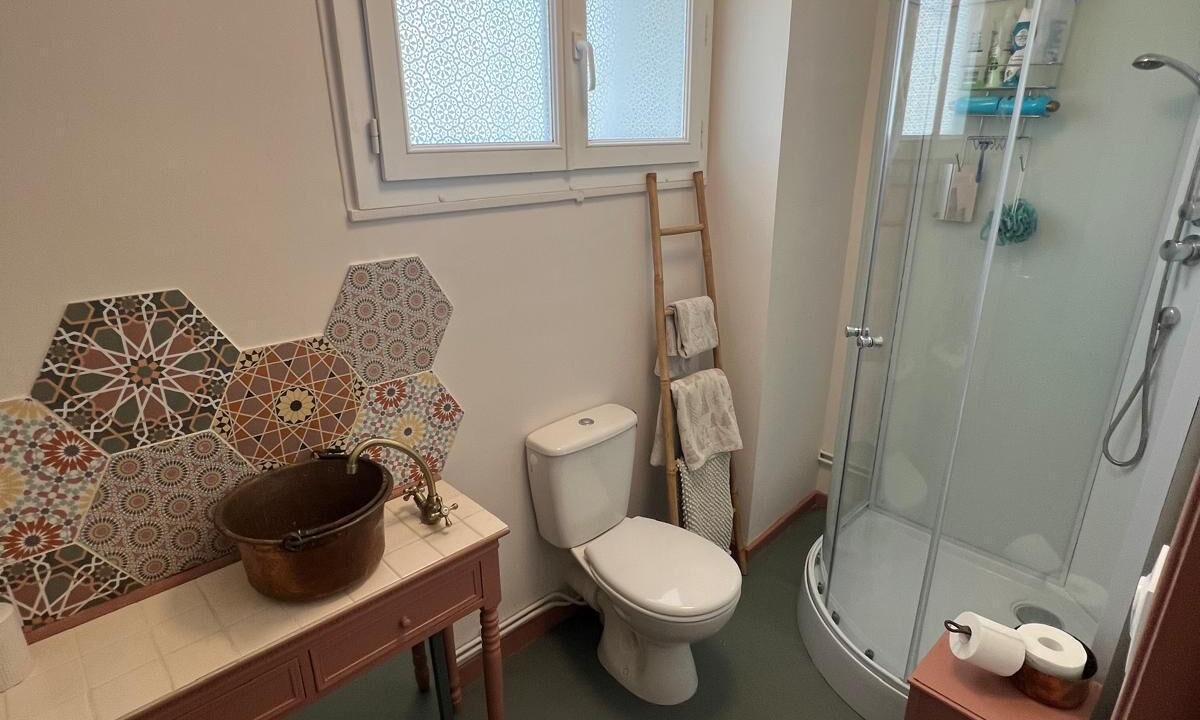 Photo of Bathroom in Savigne