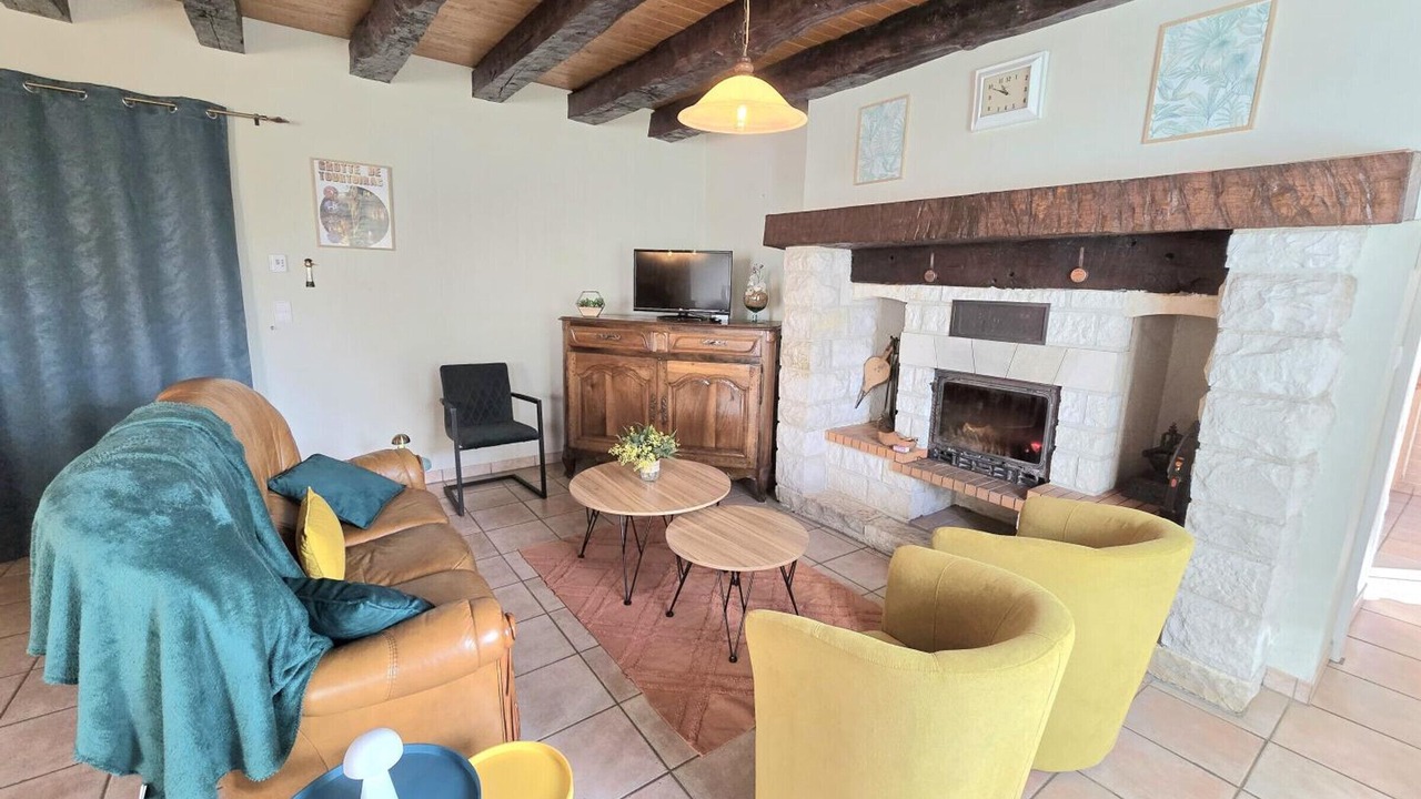 Photo of Livingroom in Tourtoirac