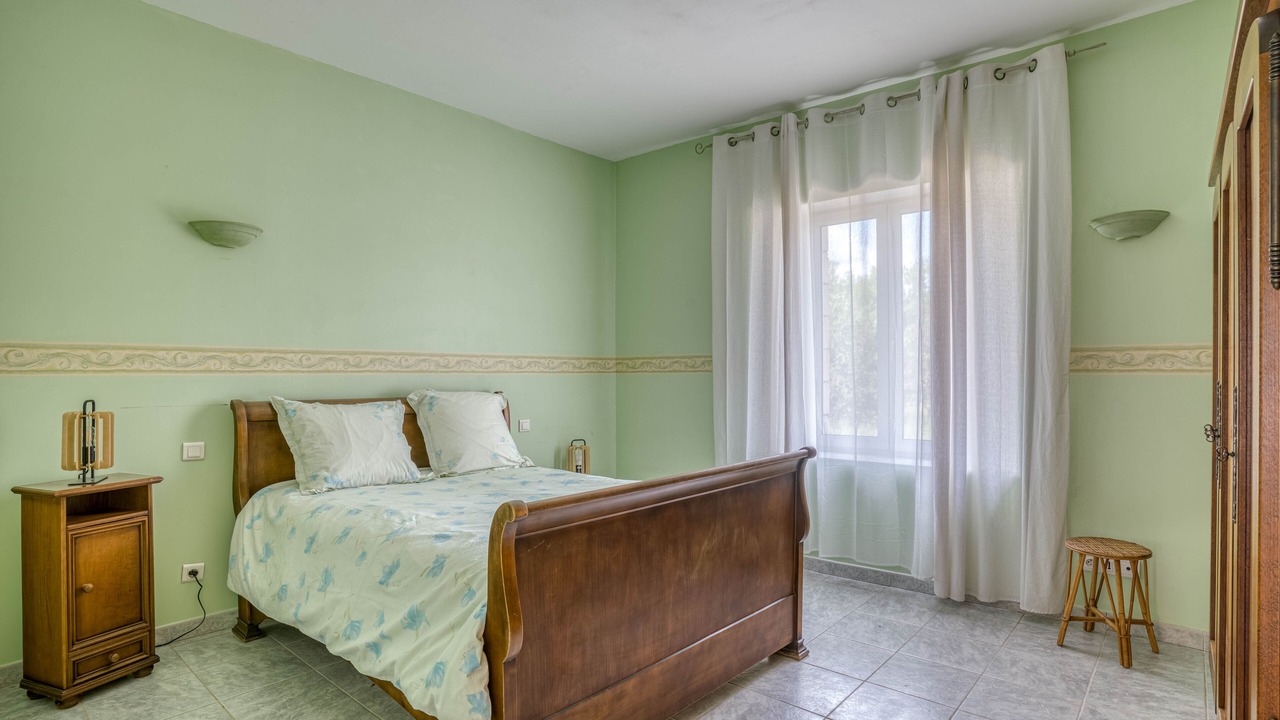 Photo of Bedroom in Beaumont-du-Perigord