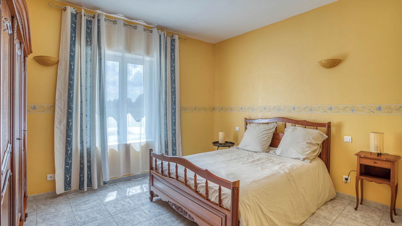 Photo of Bedroom in Beaumont-du-Perigord