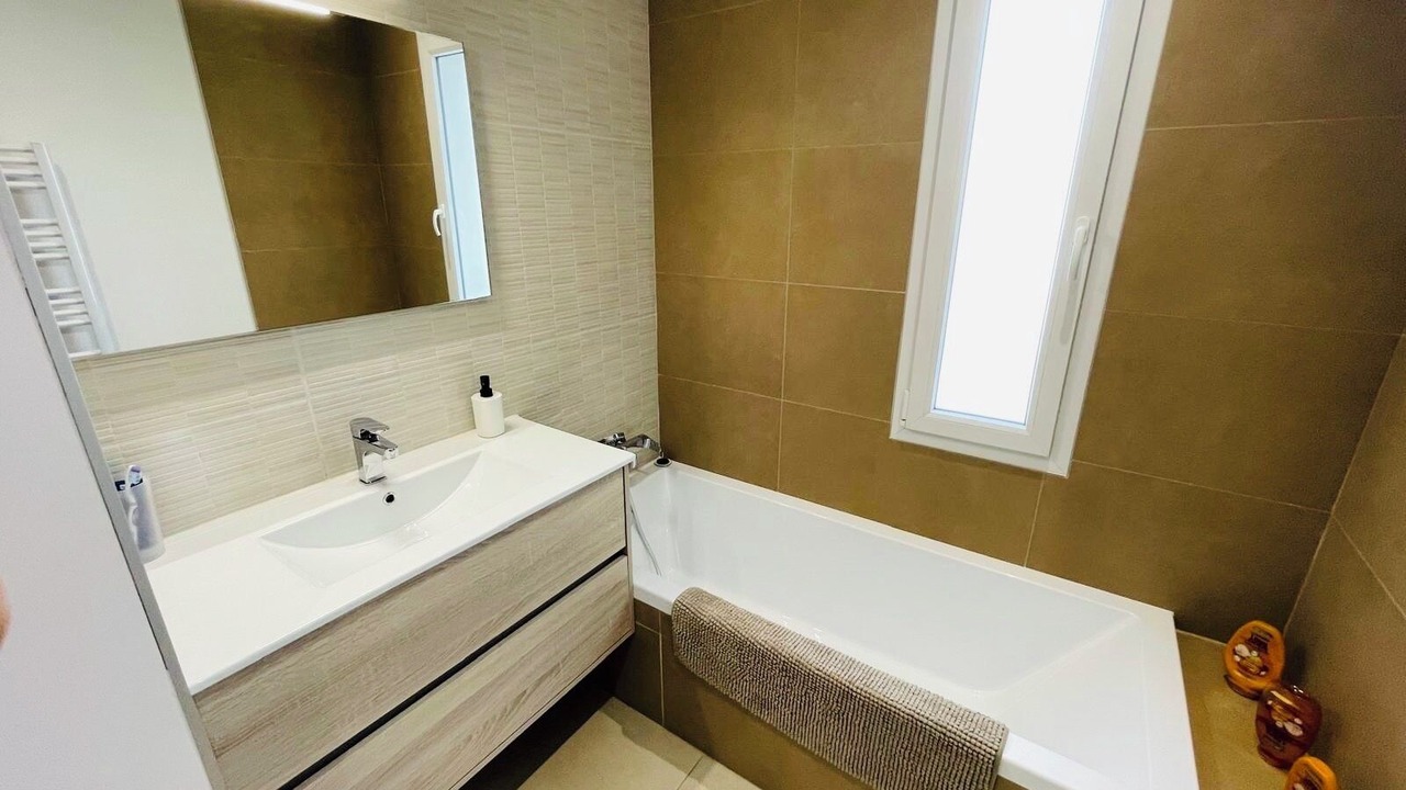 Photo of Bathroom in Eysines