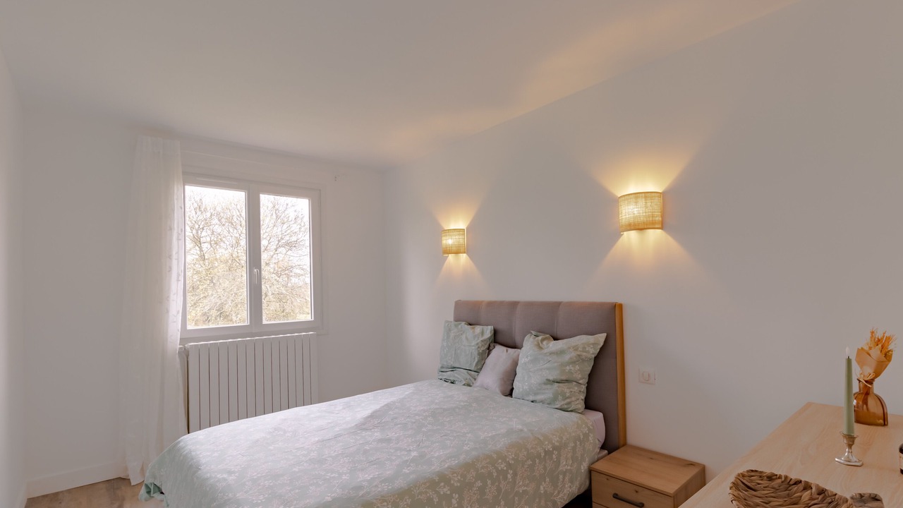 Photo of Bedroom in Savignac-Ledrier