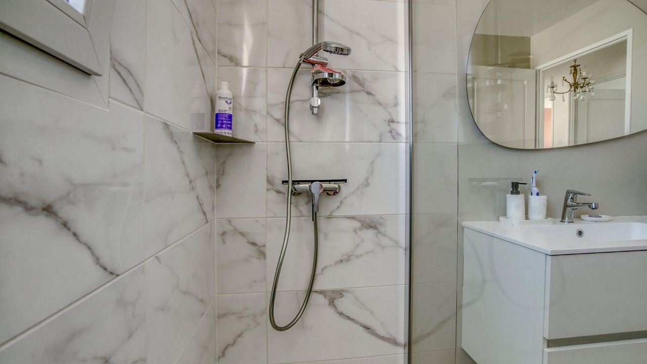 Photo of Bathroom in Semussac