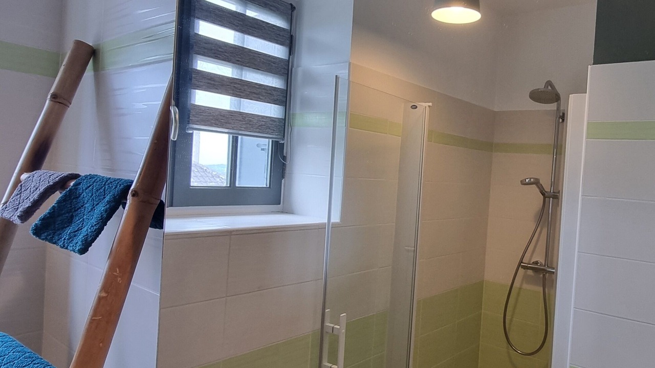 Photo of Bathroom in Cosnac
