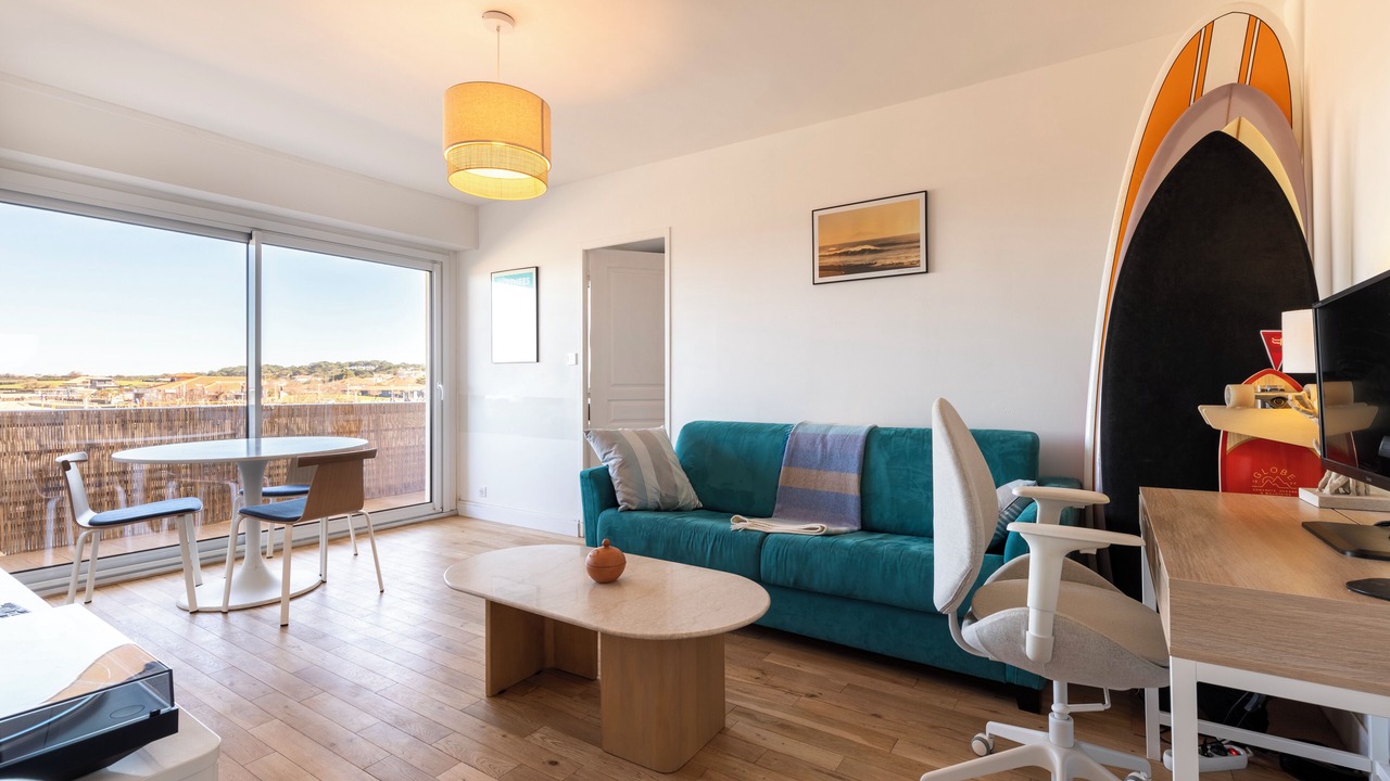 Photo of Livingroom in Behobie