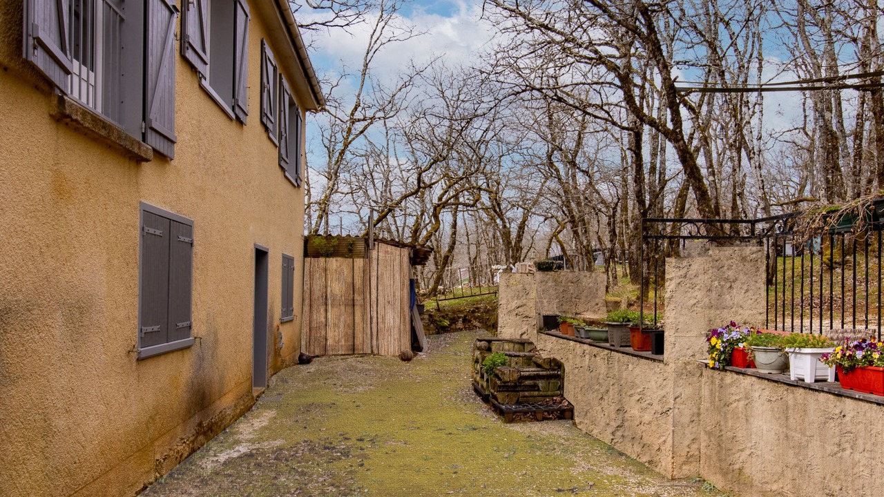 Photo of Outdoor in Saint-Cernin-de-Larche