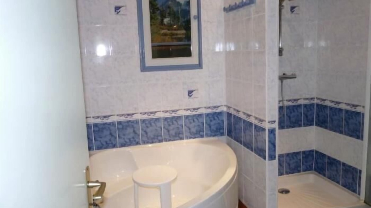 Photo of Bathroom in Fouras