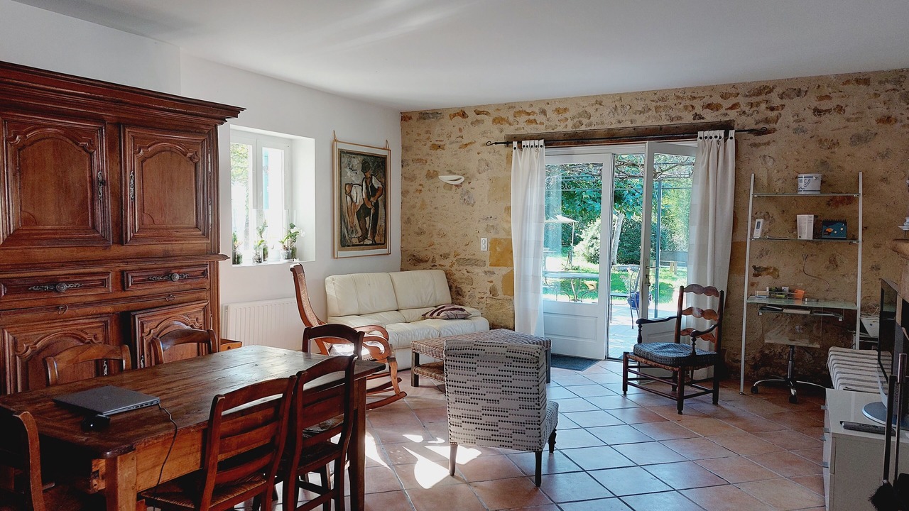 Photo of Livingroom in Villandraut