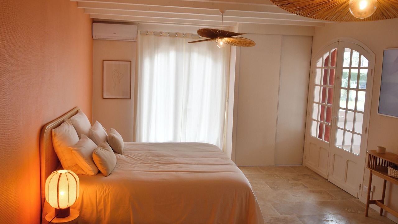 Photo of Bedroom in Lembras