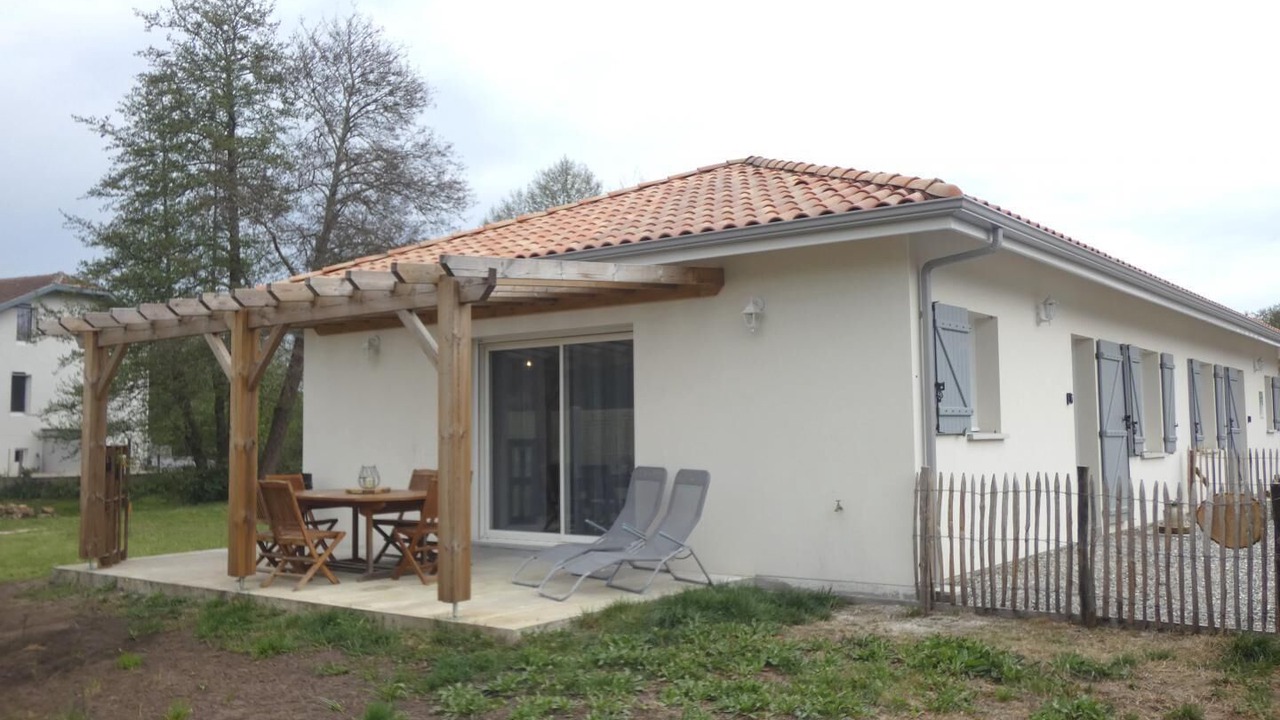 Photo of Outdoor in Sabres