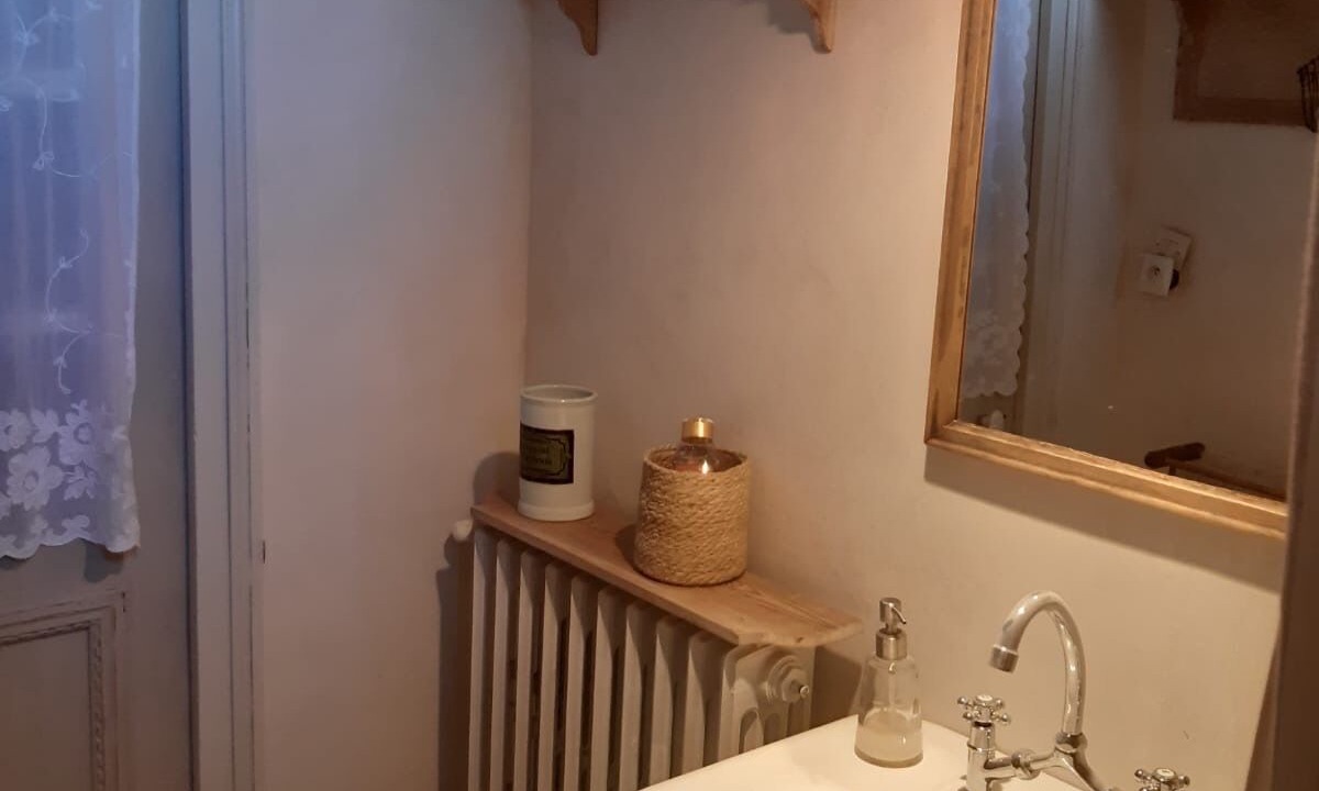 Photo of Bathroom in Courpignac