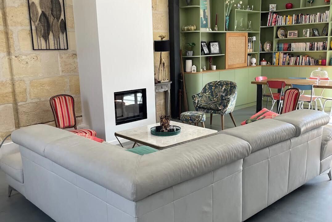 Photo of Livingroom in Nansouty-Saint-Genes