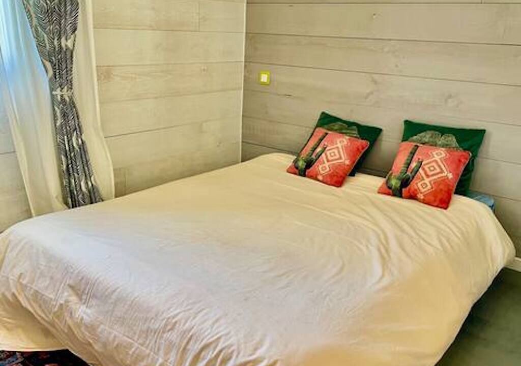 Photo of Bedroom in Nansouty-Saint-Genes