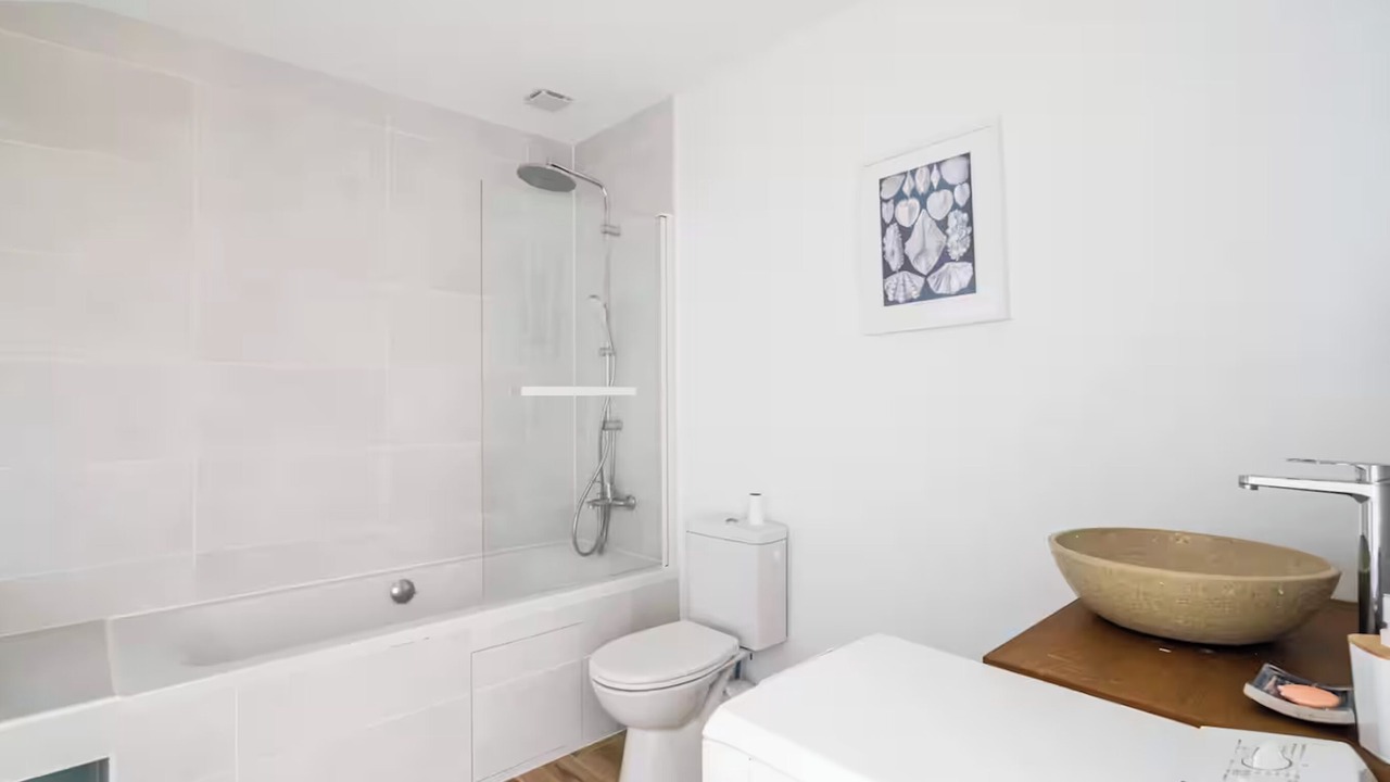 Photo of Bathroom in Saint-Genes-de-Castillon