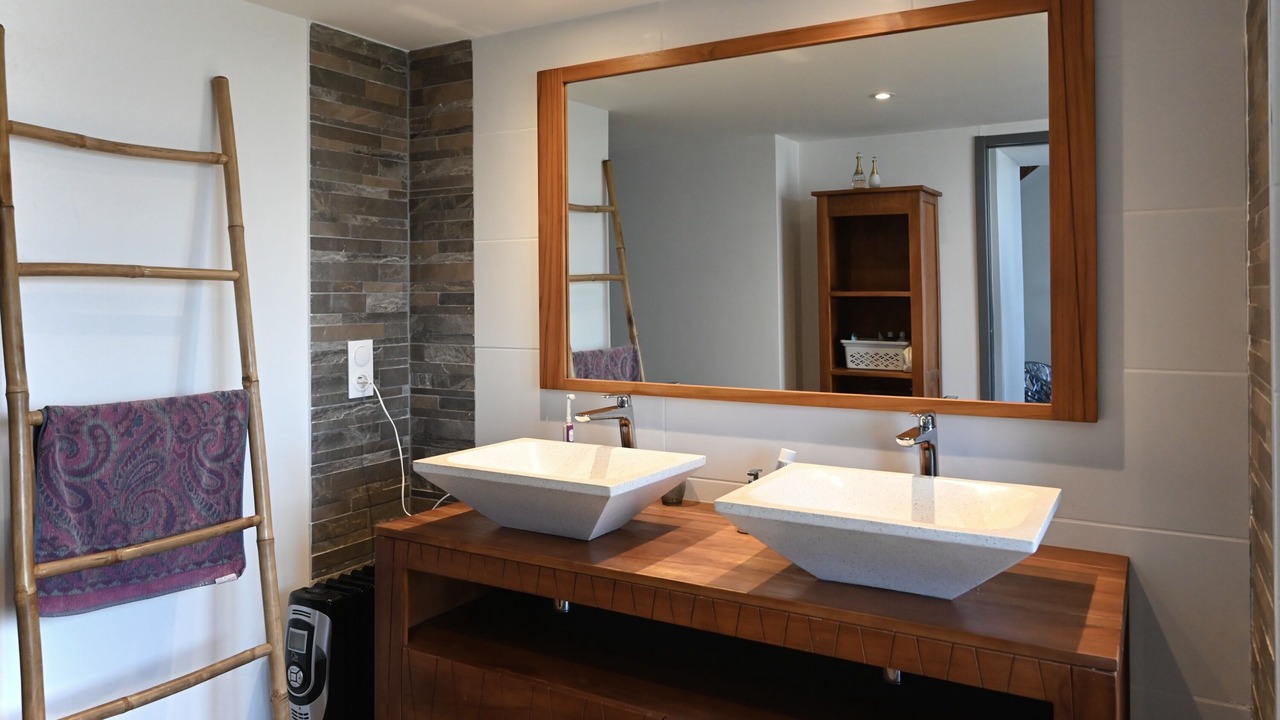 Photo of Bathroom in Meschers-sur-Gironde